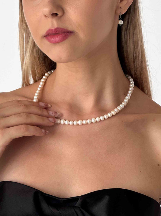 Pearl Necklace